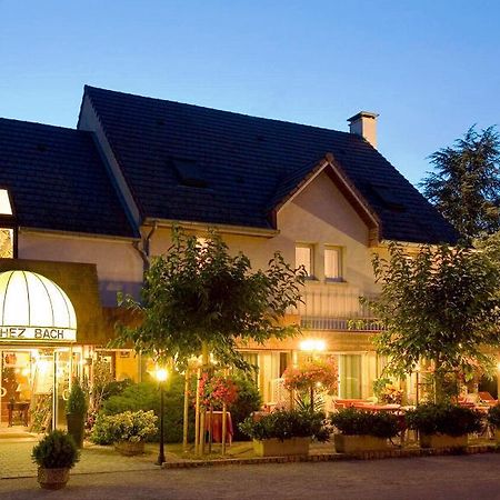 Hotel Logis Chez Bach Chaussin Esterno foto
